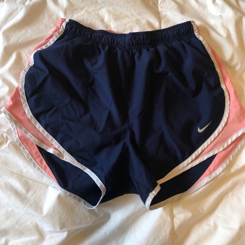 Nike Women’s Dry Tempo Running Shorts